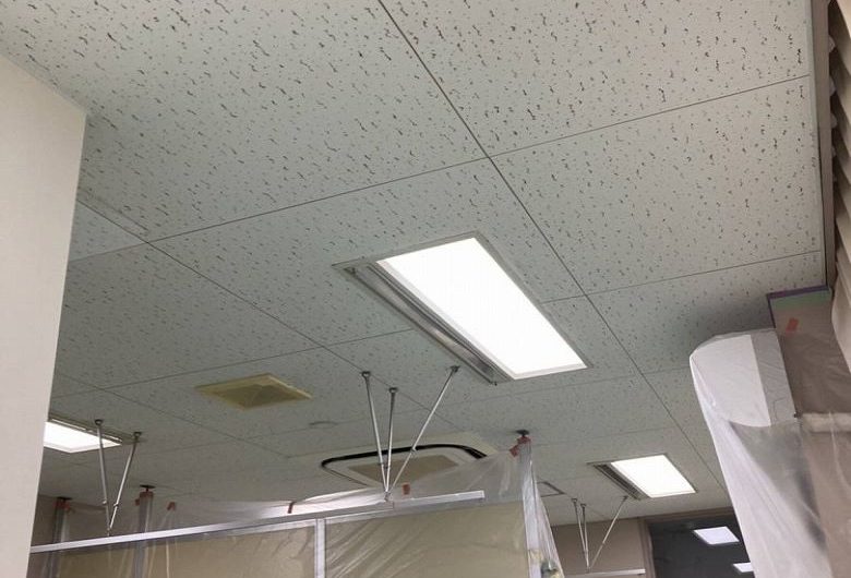 筑西市,病院内部天井塗り替え工事